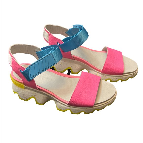 NEW Sorel Womens US Size 10.5 Kinetic Grip-Tape Leather Sandals, Bubble Gum - Picture 1 of 4